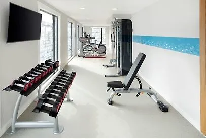 Hampton By Hilton London Docklands Hotel