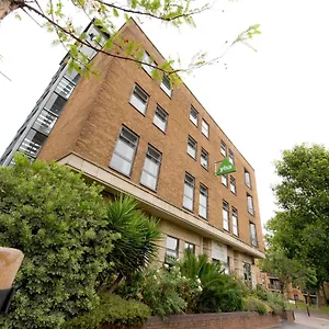 Hostel Yha Thameside London