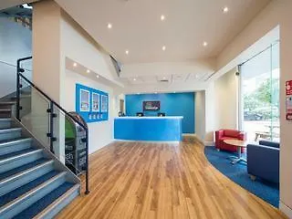 Hampton By Hilton London Docklands Hotel
